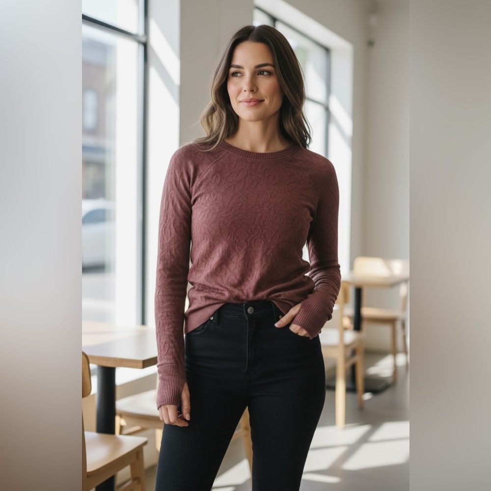 Lululemon Long Sleeve Patterned Top in Deep Burgundy